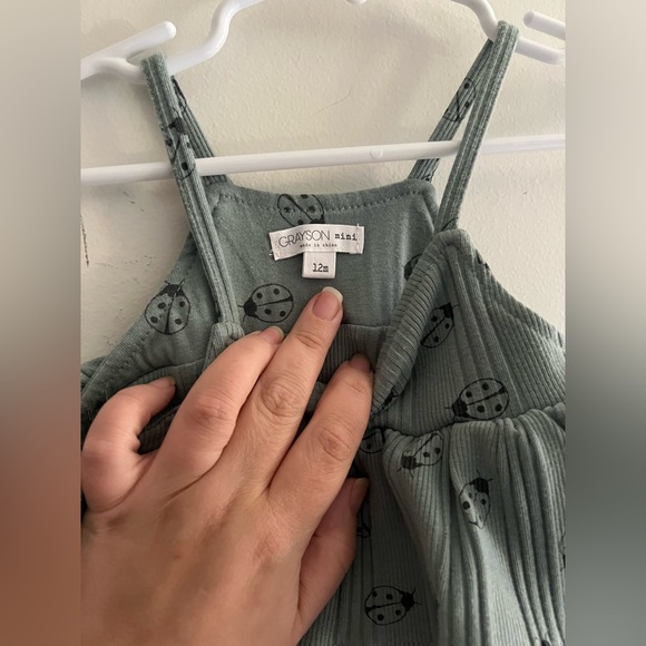 Grayson Mini Ladybug Romper 12M Green Ruffle Baby Girl Outfit - Picture 2 of 5